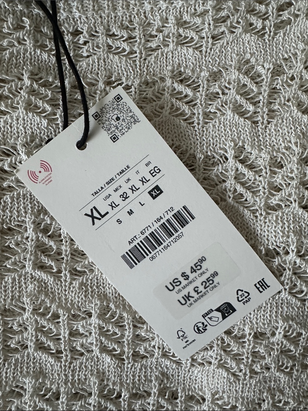 Zara Ivory Crochet Knit Top
POINTELLE KNIT SWEATER - Picture 7 of 8